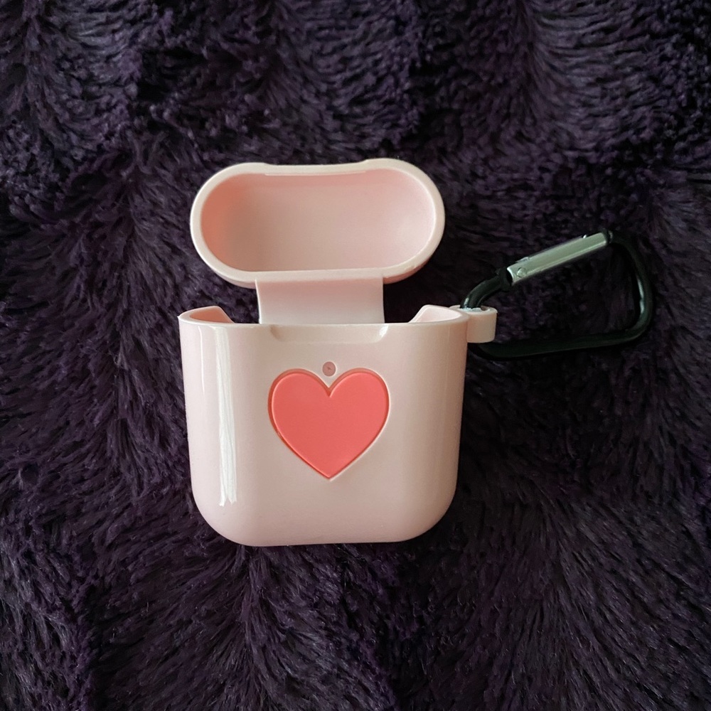 Pink w/Heart Design AirPod Cover